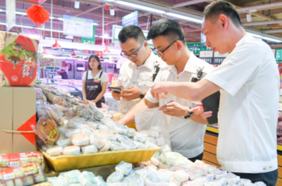 河南市場(chǎng)監(jiān)管局開(kāi)展月餅食品安全專(zhuān)項(xiàng)抽檢與市場(chǎng)調(diào)研 確保中秋佳節(jié)消費(fèi)安全